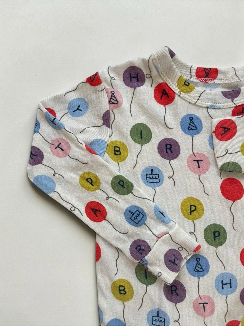 GAP VGUC Colorful Organic Cotton Happy Birthday Balloon Print Pajama Set